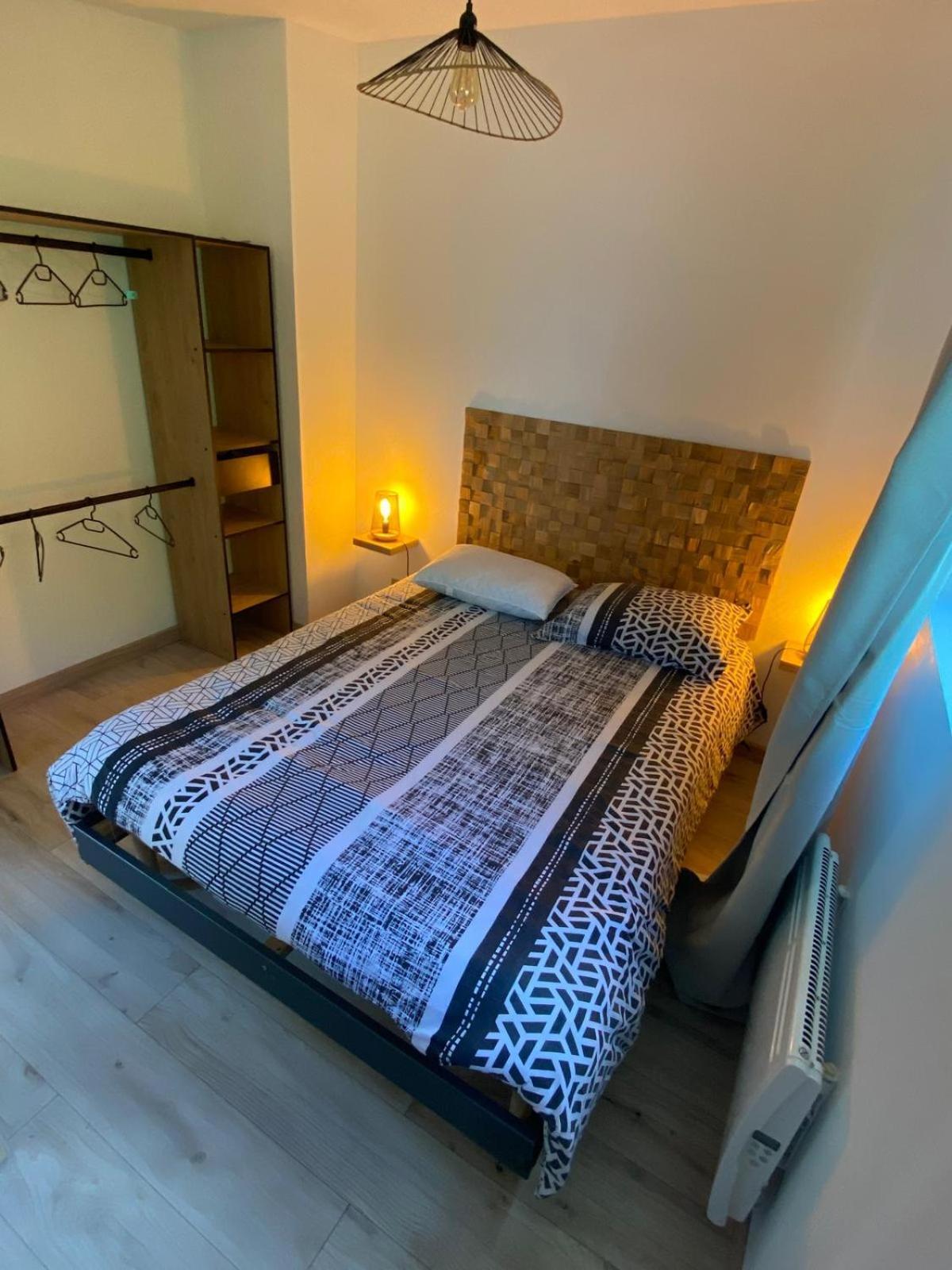 Jolie Maisonnette T2 Wifi Et Parking A Proximite Hébergement de vacances *