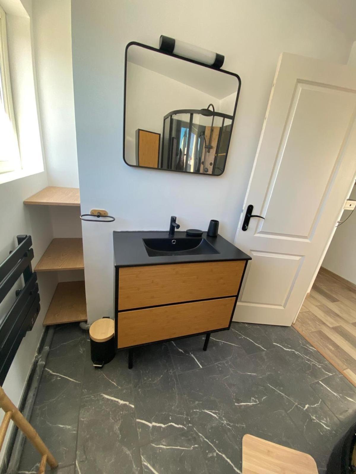 Jolie Maisonnette T2 Wifi Et Parking A Proximite * Saint-André-les-Vergers